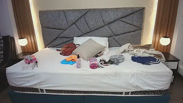 Raquel jones online show from 04/08/26, 07:14