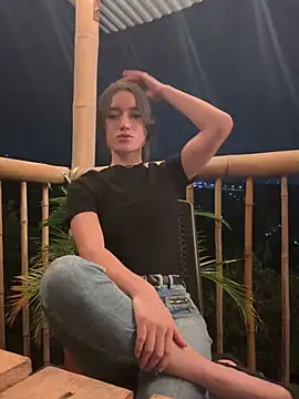 SaraWilliamss  online show from 12/15/24, 03:56