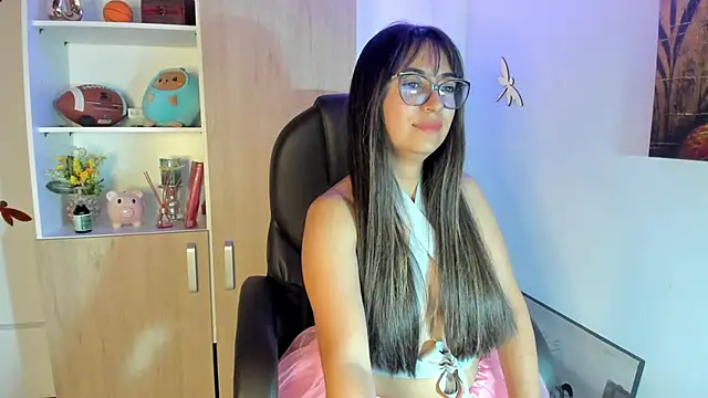 Isabellaa22 1 online show from 09/17/25, 11:06