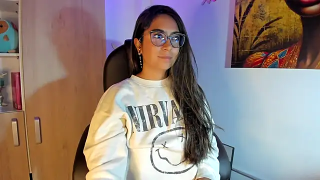 Isabellaa22 1 online show from 10/22/25, 03:29