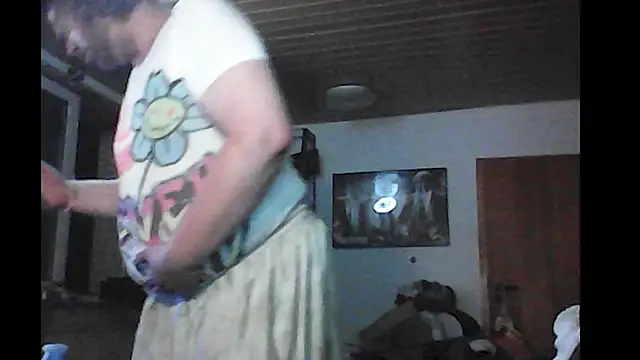 Snapshot of Family666Zombie chatting on 06/19/26, 11:41 Family666Zombie online show from 06/19/26, 11:41