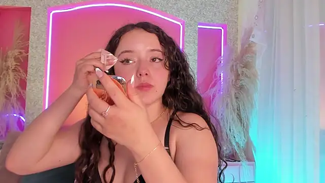 Snapshot of Aurora_aaa chatting on 01/09/25, 07:40 Aurora aaa online show from 01/09/25, 07:40