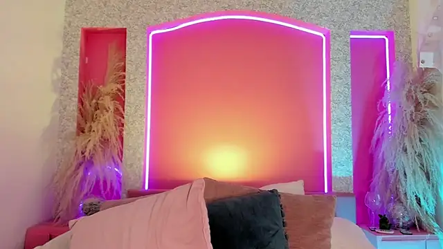 Snapshot of Aurora_aaa chatting on 01/15/25, 07:44 Aurora aaa online show from 01/15/25, 07:44