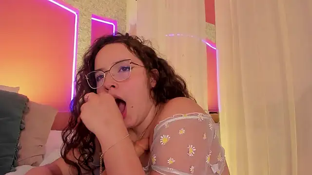 Snapshot of Aurora_aaa chatting on 01/30/25, 10:51 Aurora aaa online show from 01/30/25, 10:51