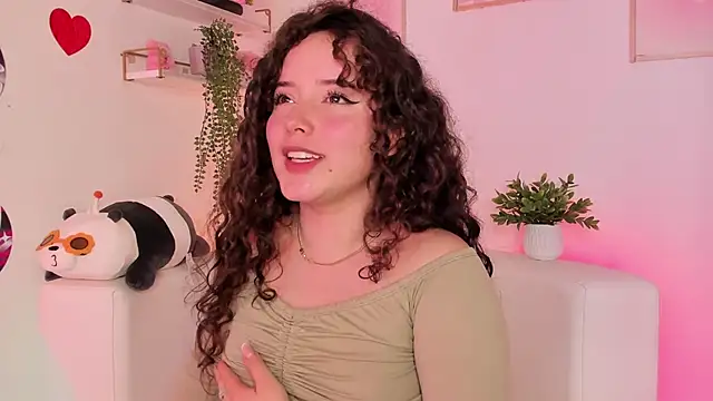 Snapshot of Aurora_aaa chatting on 03/05/25, 12:49 Aurora aaa online show from 03/05/25, 12:49