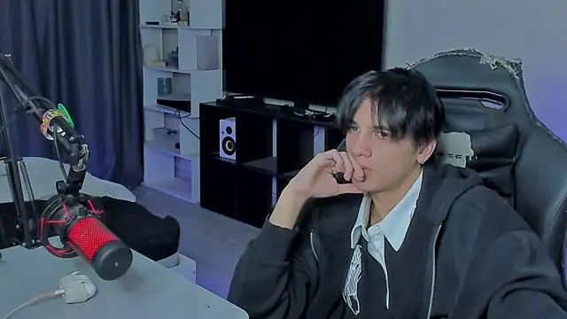 MarkBrowniii online show from 10/06/25, 12:41