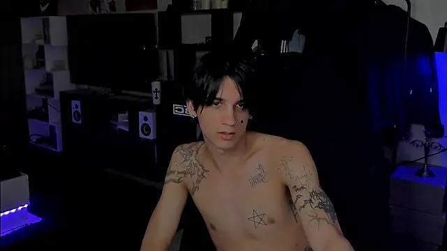 MarkBrowniii online show from 06/30/26, 02:01