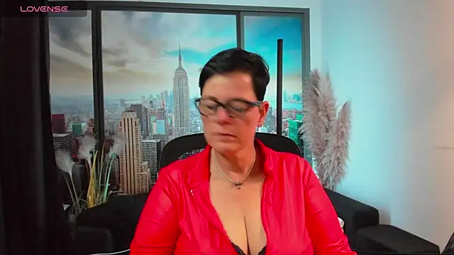 ninarandmann online show from 10/27/25, 05:39