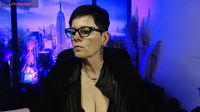 ninarandmann online show from 04/21/26, 02:23