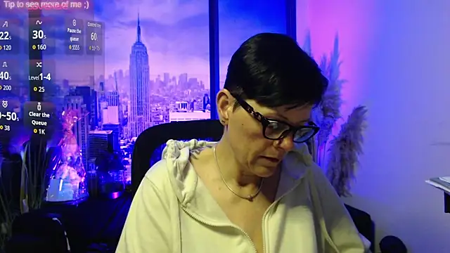 Snapshot of ninarandmann chatting on 05/05/26, 04:04 ninarandmann online show from 05/05/26, 04:04