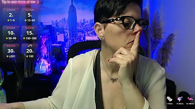 Snapshot of ninarandmann chatting on 05/09/26, 02:00 ninarandmann online show from 05/09/26, 02:00