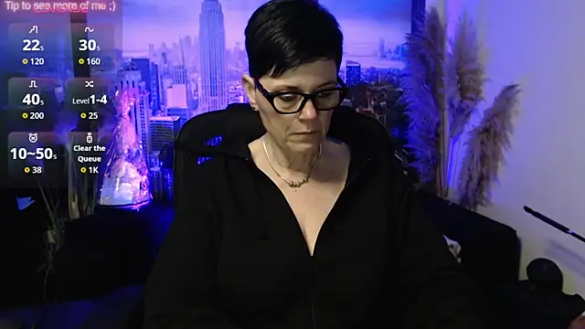 Snapshot of ninarandmann chatting on 05/21/26, 01:51 ninarandmann online show from 05/21/26, 01:51