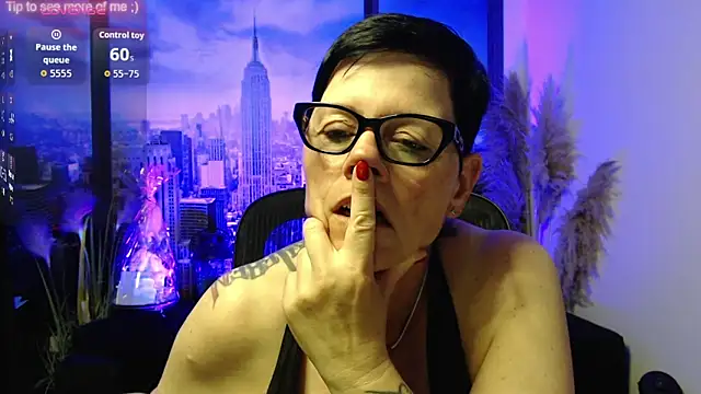 Snapshot of ninarandmann chatting on 06/02/26, 04:31 ninarandmann online show from 06/02/26, 04:31