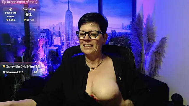 Snapshot of ninarandmann chatting on 06/04/26, 02:56 ninarandmann online show from 06/04/26, 02:56