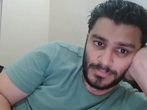 Snapshot of robintoit chatting on 07/26/26, 06:04 robintoit online show from 07/26/26, 06:04