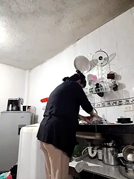 Natasha milf   online show from 11/27/25, 02:57