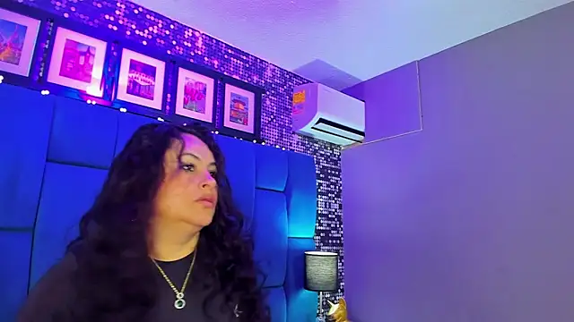 hanny milf online show from 11/08/25, 11:43