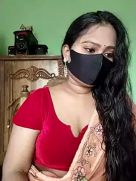 Snapshot of Idhika_Paul chatting on 02/03/25, 08:35 Idhika Paul online show from 02/03/25, 08:35