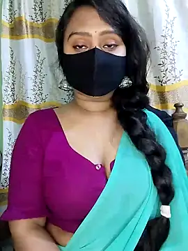 Snapshot of Idhika_Paul chatting on 02/07/25, 07:59 Idhika Paul online show from 02/07/25, 07:59