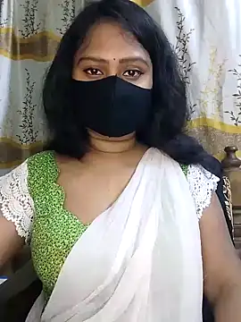 Snapshot of Idhika_Paul chatting on 02/18/25, 01:33 Idhika Paul online show from 02/18/25, 01:33