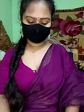 Snapshot of Idhika_Paul chatting on 02/19/25, 01:17 Idhika Paul online show from 02/19/25, 01:17
