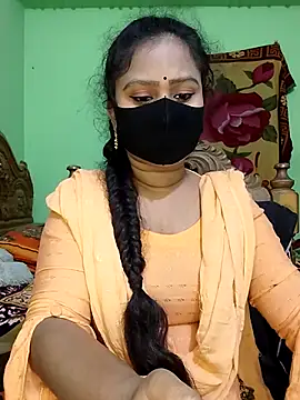 Snapshot of Idhika_Paul chatting on 02/23/25, 08:00 Idhika Paul online show from 02/23/25, 08:00