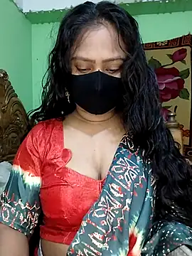 Snapshot of Idhika_Paul chatting on 03/05/25, 11:38 Idhika Paul online show from 03/05/25, 11:38