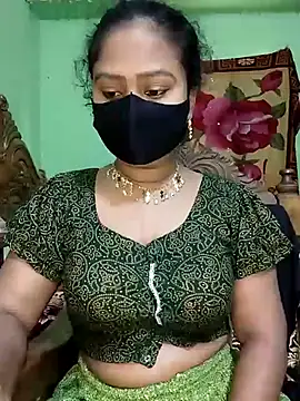 Snapshot of Idhika_Paul chatting on 03/08/25, 05:59 Idhika Paul online show from 03/08/25, 05:59