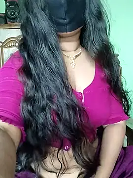 Snapshot of Idhika_Paul chatting on 03/09/25, 07:45 Idhika Paul online show from 03/09/25, 07:45