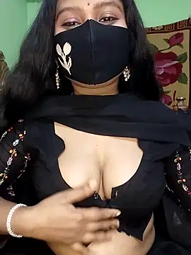 Snapshot of Idhika_Paul chatting on 03/09/25, 11:56 Idhika Paul online show from 03/09/25, 11:56