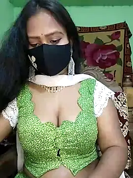 Snapshot of Idhika_Paul chatting on 03/10/25, 09:51 Idhika Paul online show from 03/10/25, 09:51