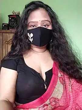 Snapshot of Idhika_Paul chatting on 03/14/25, 08:10 Idhika Paul online show from 03/14/25, 08:10