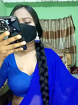 Snapshot of Idhika_Paul chatting on 03/14/25, 06:18 Idhika Paul online show from 03/14/25, 06:18