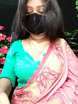 Snapshot of Idhika_Paul chatting on 10/09/25, 12:19 Idhika Paul online show from 10/09/25, 12:19