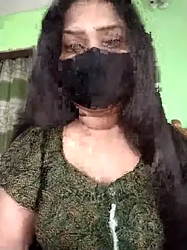 Idhika Paul online show from 04/05/26, 03:15