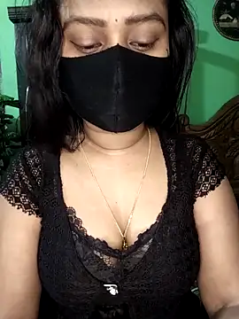 Idhika Paul online show from 04/18/26, 06:34