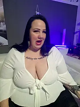 Snapshot of Black_Angel24 chatting on 02/15/25, 06:23 Black Angel24 online show from 02/15/25, 06:23