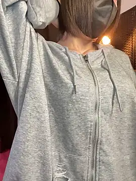 Snapshot of nyakotan chatting on 09/17/25, 11:23 nyakotan online show from 09/17/25, 11:23