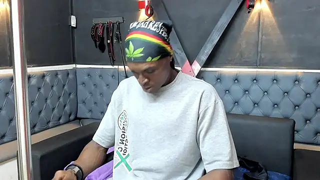 Terrance z online show from 12/04/25, 07:11