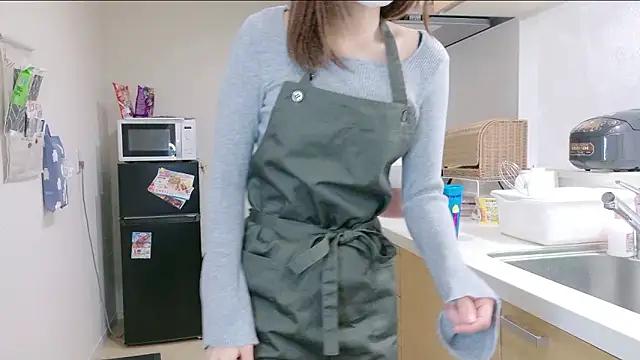 Snapshot of Yui-Ch chatting on 12/19/25, 12:45 Yui-Ch online show from 12/19/25, 12:45