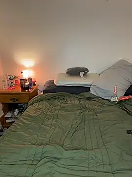 Snapshot of sexybee124 chatting on 04/01/26, 03:40 sexybee124 online show from 04/01/26, 03:40