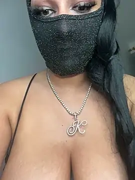 kamila french online show from 03/21/25, 09:23