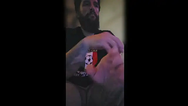 Armyexhibitionistvet online show from 10/07/25, 09:28