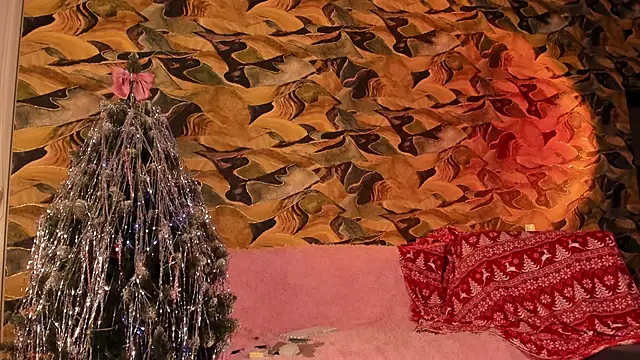 CrystalRey online show from 12/13/24, 04:11