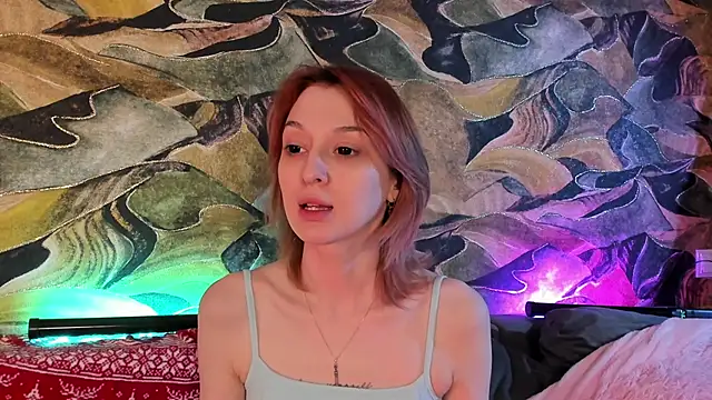 CrystalRey online show from 12/22/24, 03:22