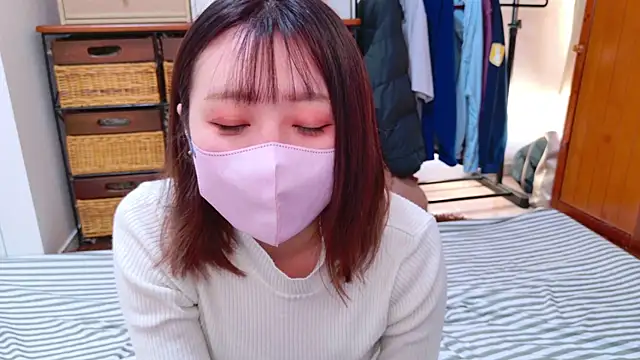 Snapshot of ayu_yu_xo chatting on 01/04/25, 06:30 ayu yu xo online show from 01/04/25, 06:30