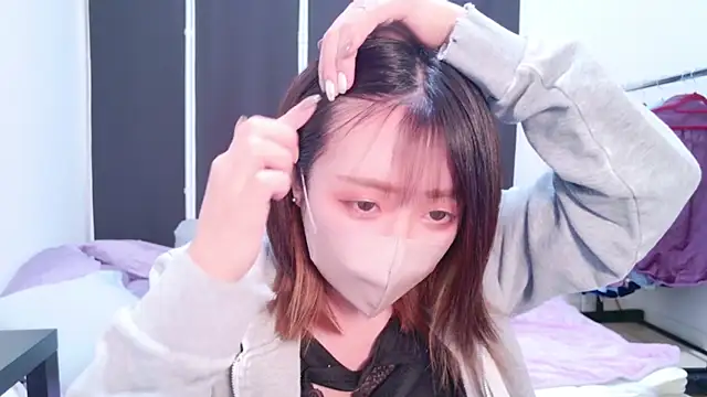 Snapshot of ayu_yu_xo chatting on 01/27/25, 02:57 ayu yu xo online show from 01/27/25, 02:57