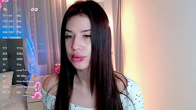 Milkissss online show from 04/10/26, 07:46