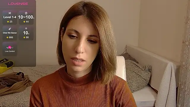 Snapshot of _blackgem chatting on 10/02/25, 08:32  blackgem online show from 10/02/25, 08:32