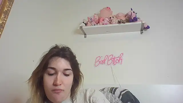 Icy  Diamond online show from 10/24/25, 06:54